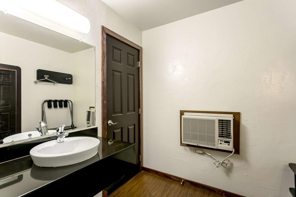 Motel 6-Missoula, Mt - University Екстер'єр фото