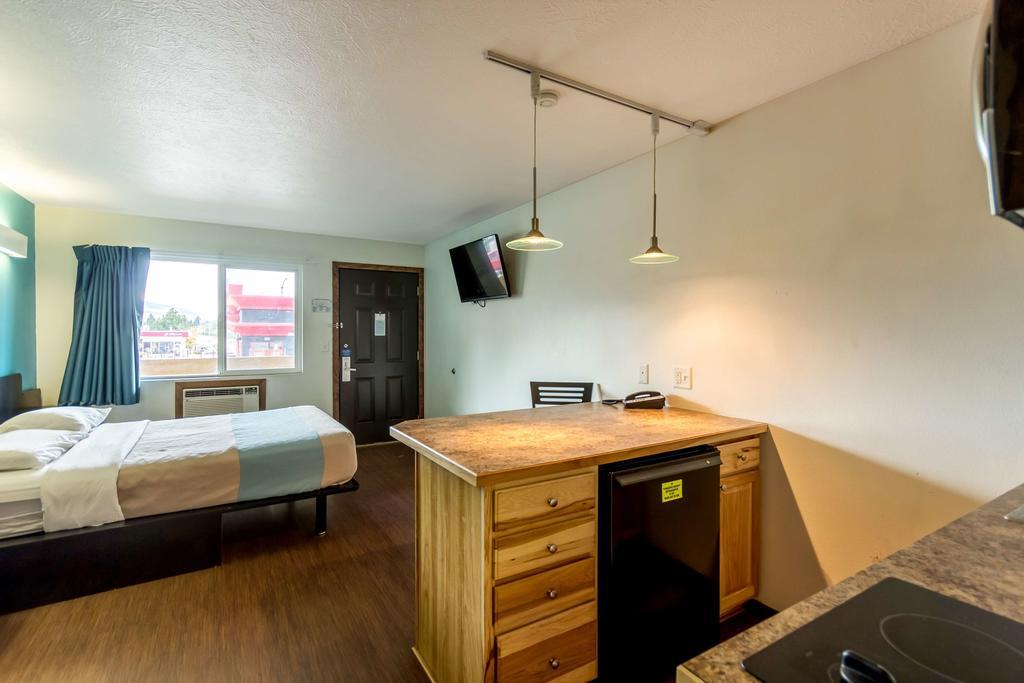 Motel 6-Missoula, Mt - University Екстер'єр фото