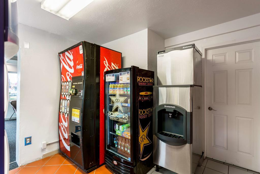 Motel 6-Missoula, Mt - University Екстер'єр фото
