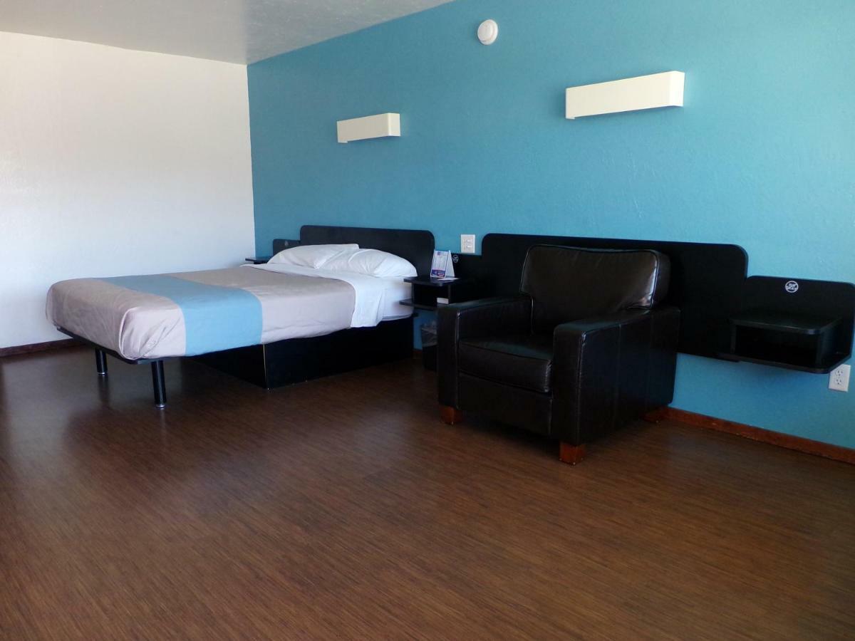 Motel 6-Missoula, Mt - University Екстер'єр фото